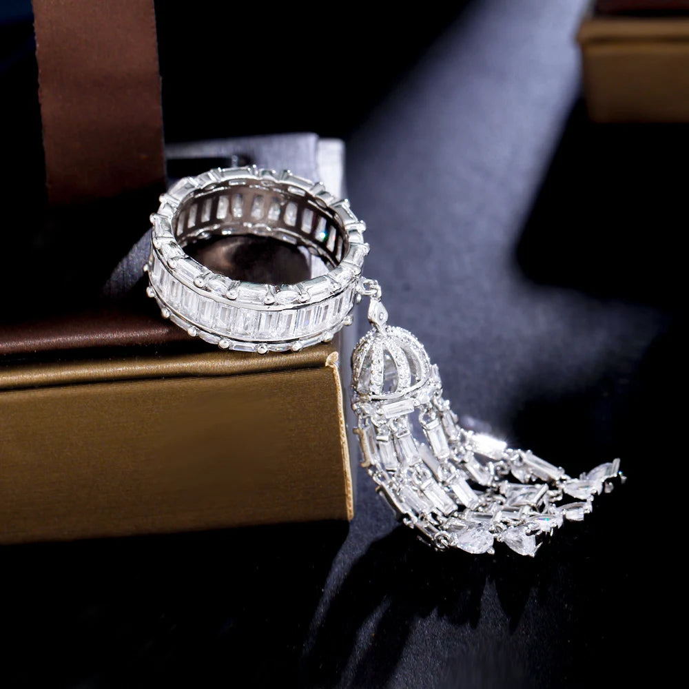 Unique Design Luxury Statement Charms Chic Cubic Zirconia Wedding Long Tassel Finger Rings for Women Bohemian Beach Jewelry